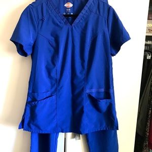Dickies Royal Blue Scrubs size Small